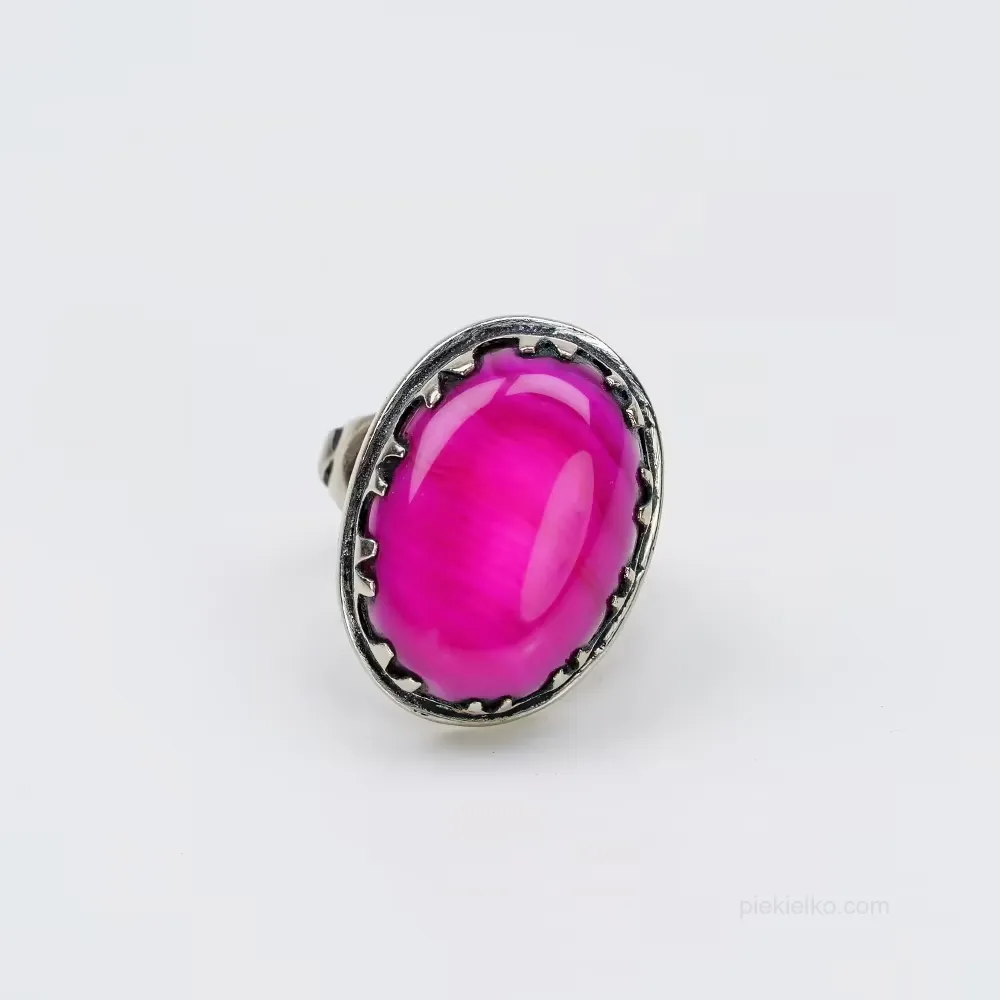 Pakistani ring with pink glass in a decorative frame