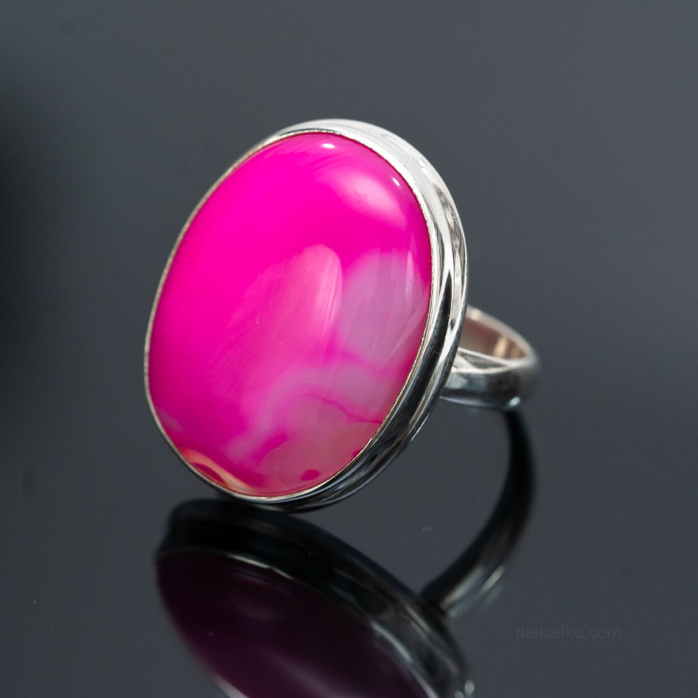 Silver ring with pink agate from Botswana